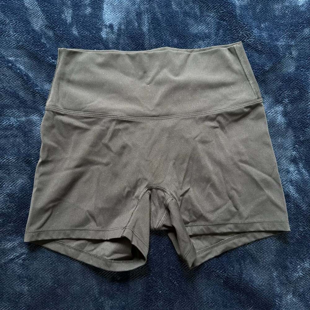 Alo Yoga High-Waist Airlock Short Black Size 6
